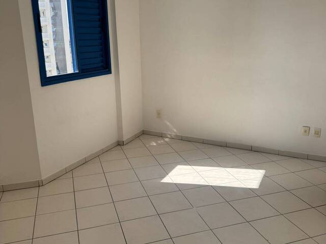 Apartamento para Locação em São José dos Campos - 2