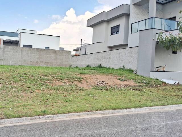 Área para Venda em São José dos Campos - 2