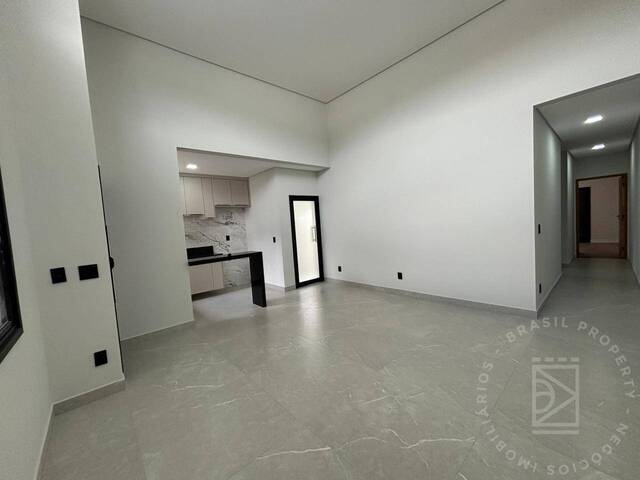 Casa para Venda em São José dos Campos - 2