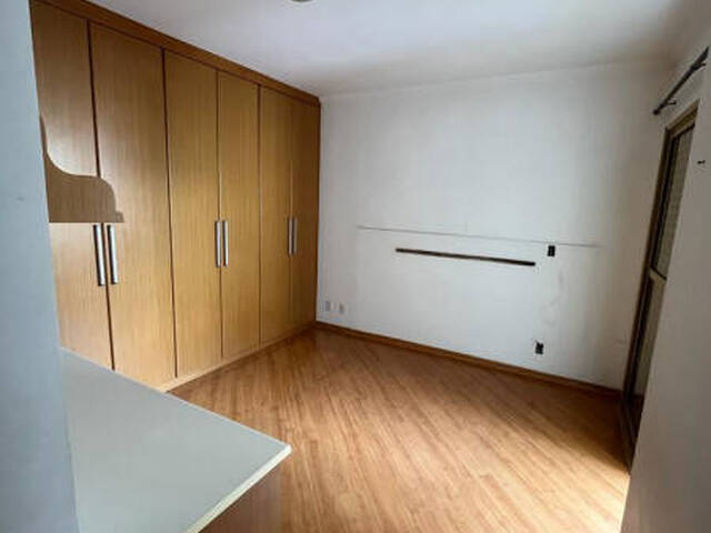 Apartamento para Locação em São José dos Campos - 4