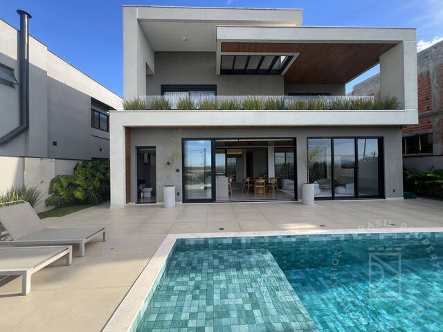Casa para Venda em São José dos Campos - 2