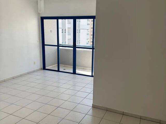 Apartamento para Locação em São José dos Campos - 2