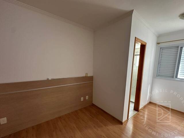 Apartamento para Venda em São José dos Campos - 4