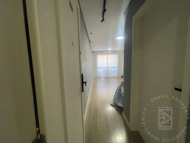 Apartamento para Venda em São José dos Campos - 4