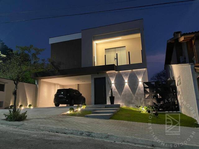 Casa para Venda em São José dos Campos - 4