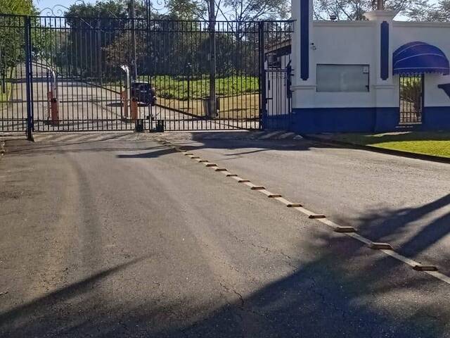 #1360 - Casa para Venda em São José dos Campos - SP - 1