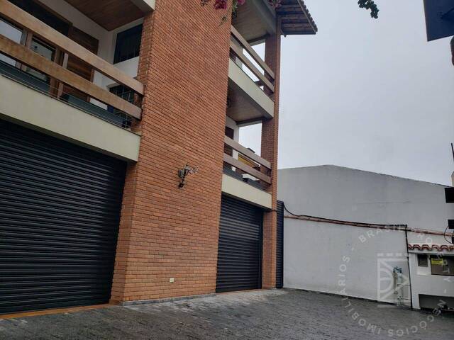 Casa para Venda em São José dos Campos - 2