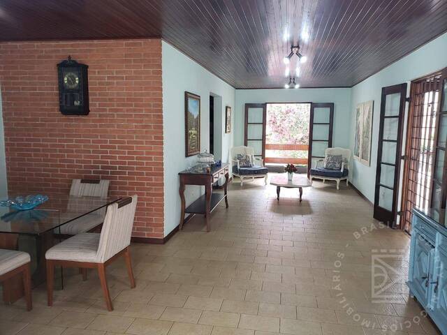 Casa para Venda em São José dos Campos - 4