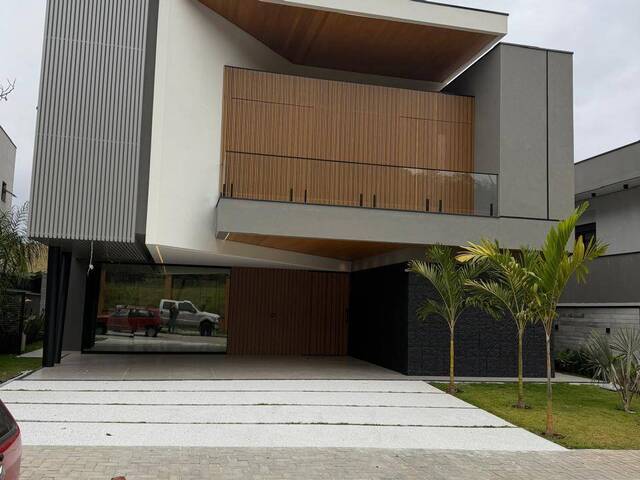 Casa para Venda em São José dos Campos - 2