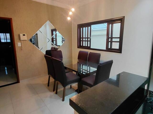 Casa para Venda em São José dos Campos - 5