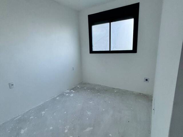 Apartamento para Venda em São José dos Campos - 4
