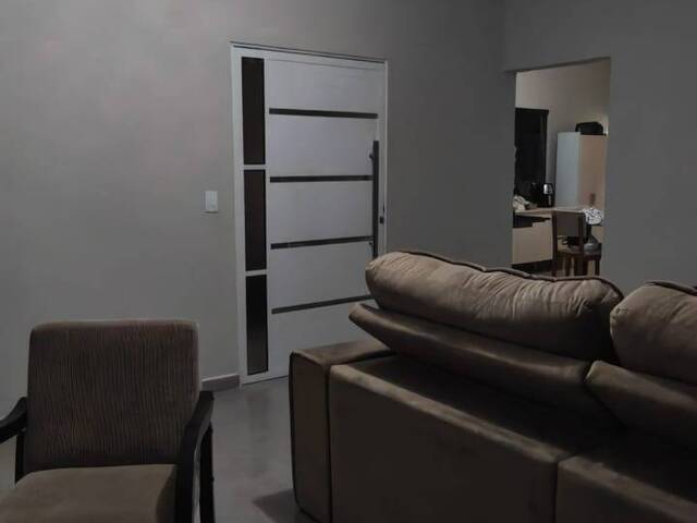 Casa para Venda em São José dos Campos - 4